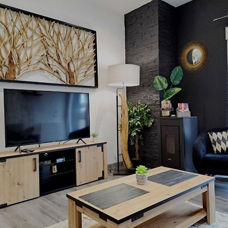 Black&White Home-By So'Serenityhome-Balcon-Parking Cluses Esterno foto