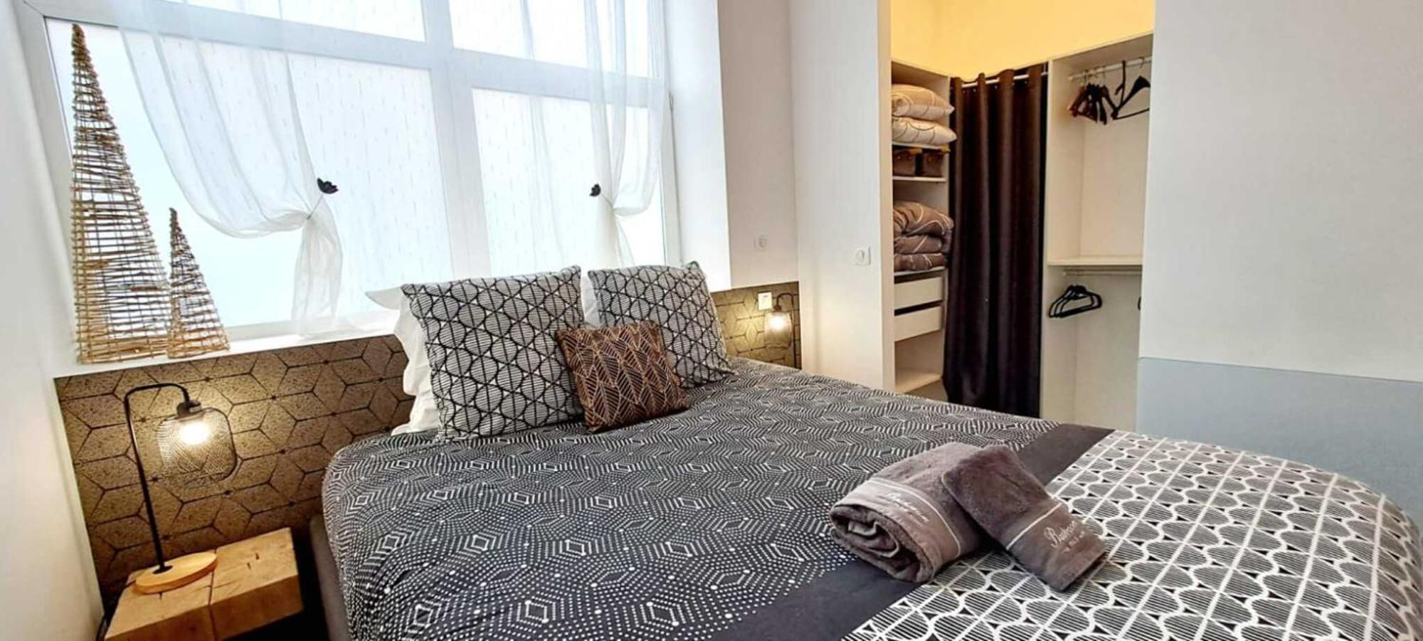 Black&White Home-By So'Serenityhome-Balcon-Parking Cluses Esterno foto